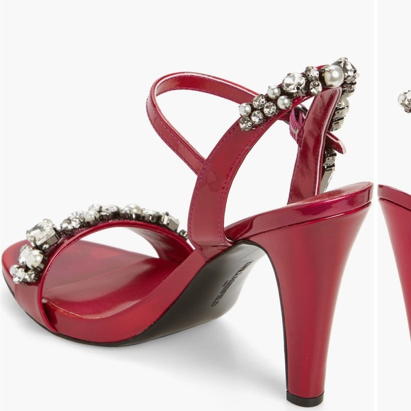 Karl lagerfeld Claude Embellished
Sandal NWT - Picture 5 of 15